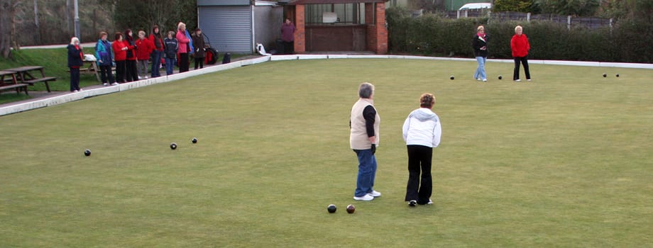 NEW BOWLING SEASON IS UNDERWAY